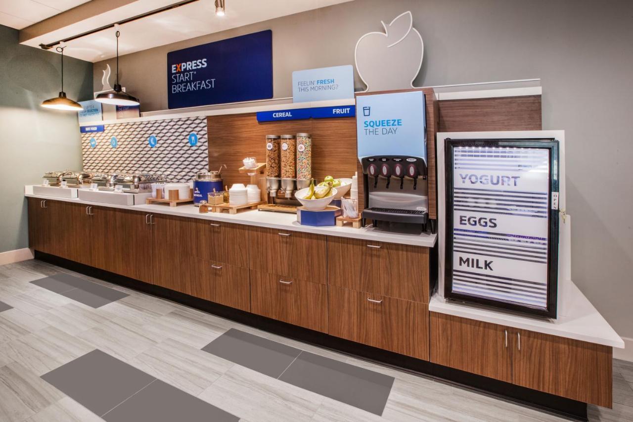 Holiday Inn Express Hilton Head Island By Ihg Экстерьер фото
