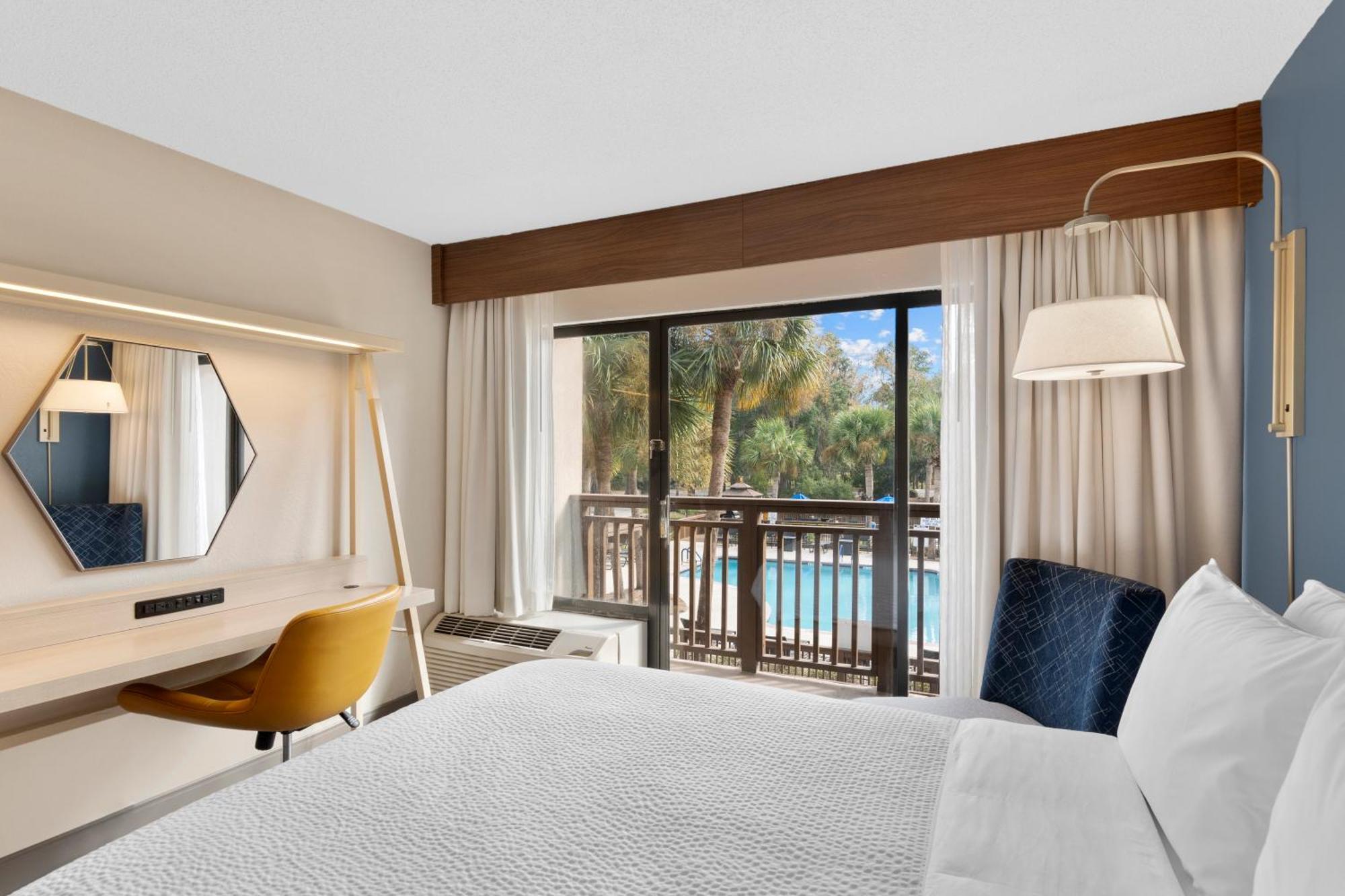 Holiday Inn Express Hilton Head Island By Ihg Экстерьер фото